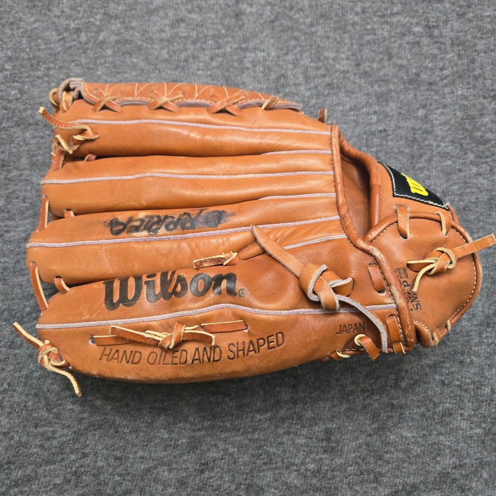 Vintage Wilson The A2000 XL Dual Hinge RHT Leather Baseball Glove Made in Japan
